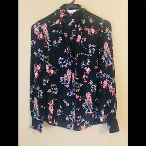 ⭐️BUY 2 GET 1 FREE⭐️ Candies Button Down Blouse.